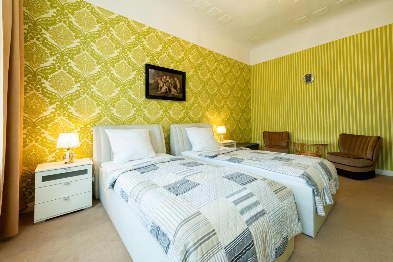 Hotel Pension Dahlem Berlin Dış mekan fotoğraf