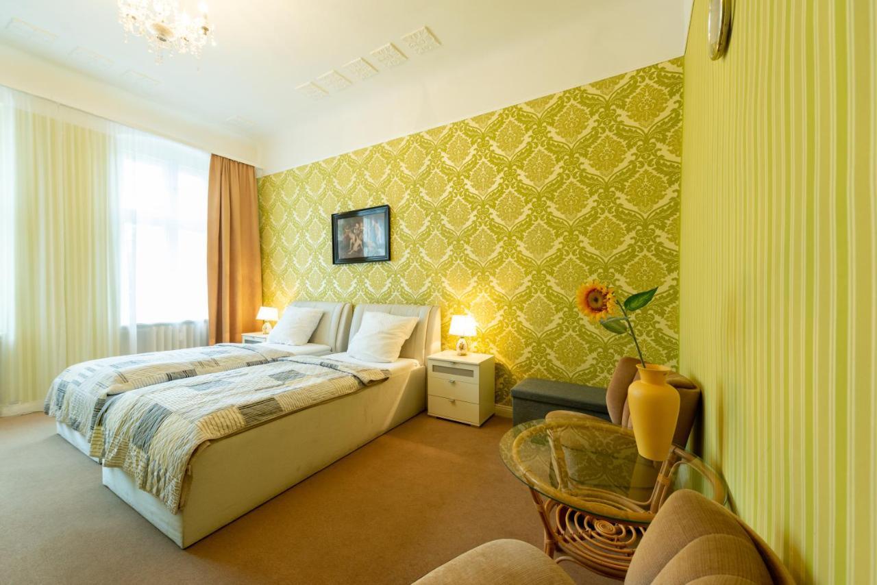 Hotel Pension Dahlem Berlin Dış mekan fotoğraf