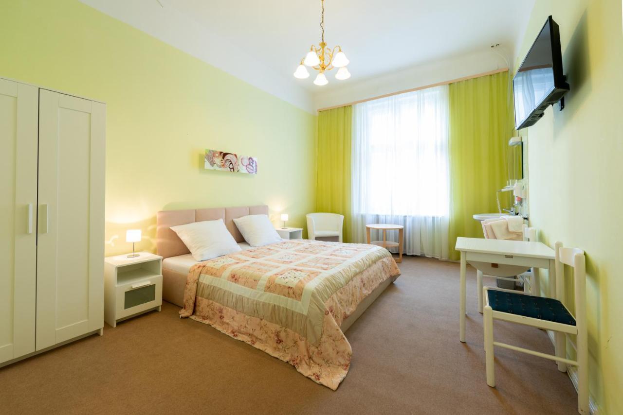 Hotel Pension Dahlem Berlin Dış mekan fotoğraf