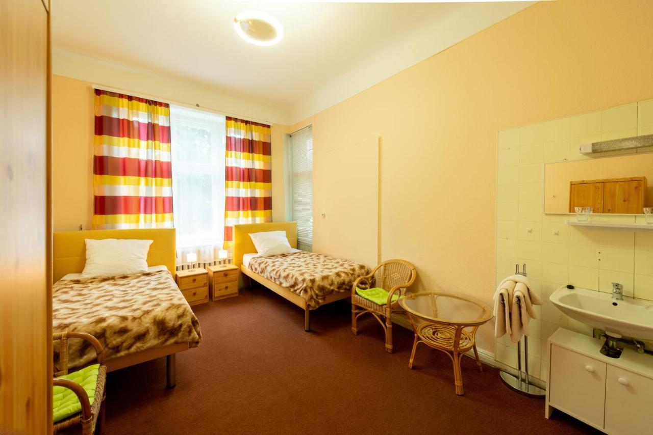 Hotel Pension Dahlem Berlin Dış mekan fotoğraf