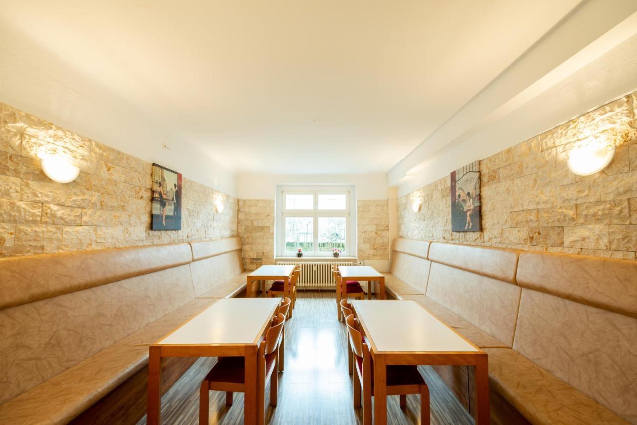 Hotel Pension Dahlem Berlin Dış mekan fotoğraf